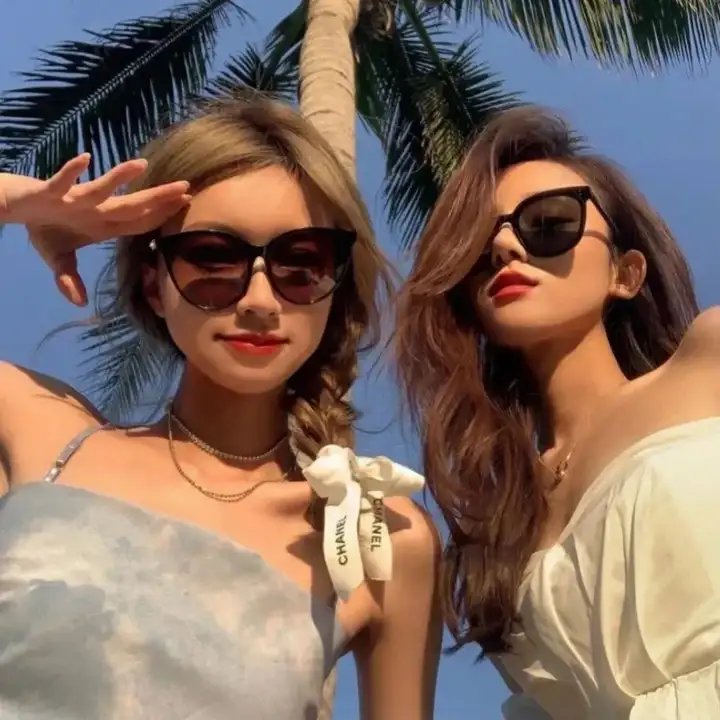 蓝精灵大电影 海报