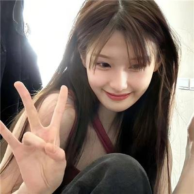 残破的娃娃 海报